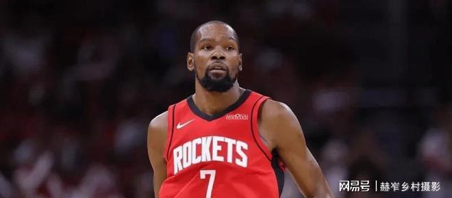 开云体育入口-关于今夜全明星赛焦点战，布鲁克林篮网远射贴柱，引发热议，团队化学反应显著的信息