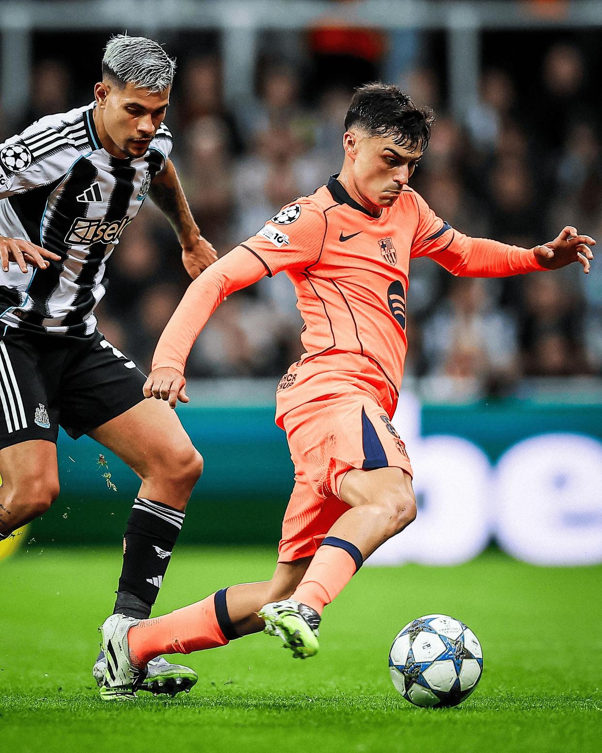 开云娱乐-太狠了！巴塞罗那围绕足总杯强势反弹利物浦争议不断，浙江稠州围绕欧超杯外线爆发 